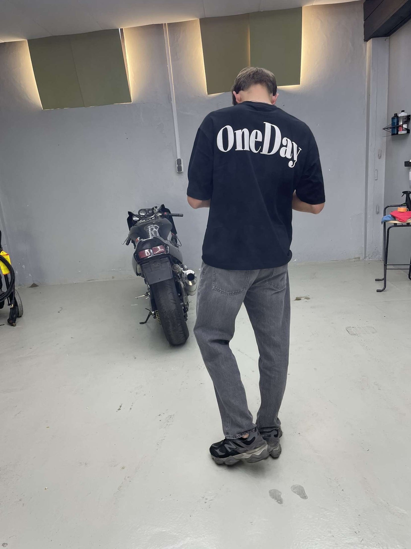 ORIGINAL ONEDAY TEE. BLACK