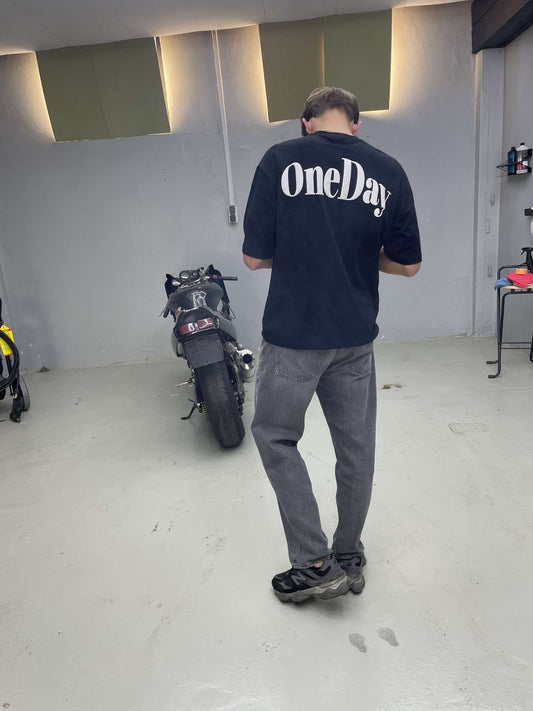 ORIGINAL ONEDAY TEE. BLACK